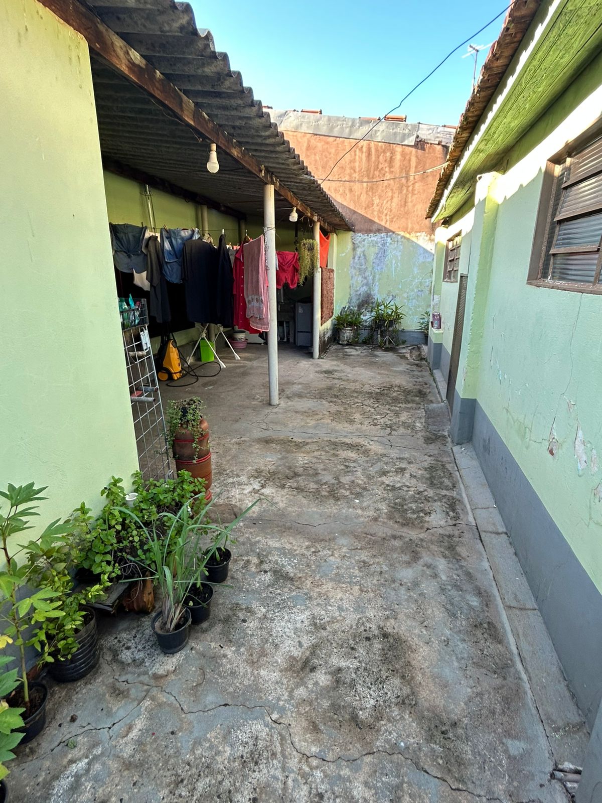 VENDO CASA JD. PRIMAVERA