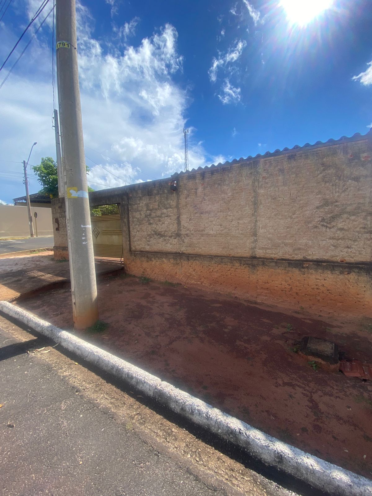 VENDO CASA MARIA TANURI