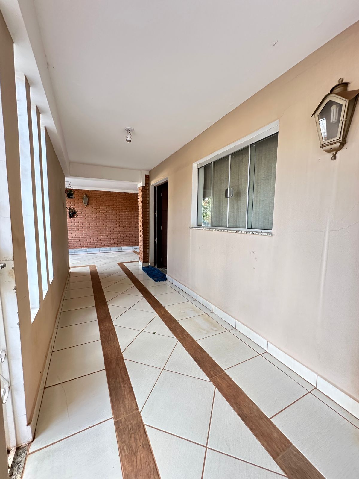 VENDO CASA NO CENTRO