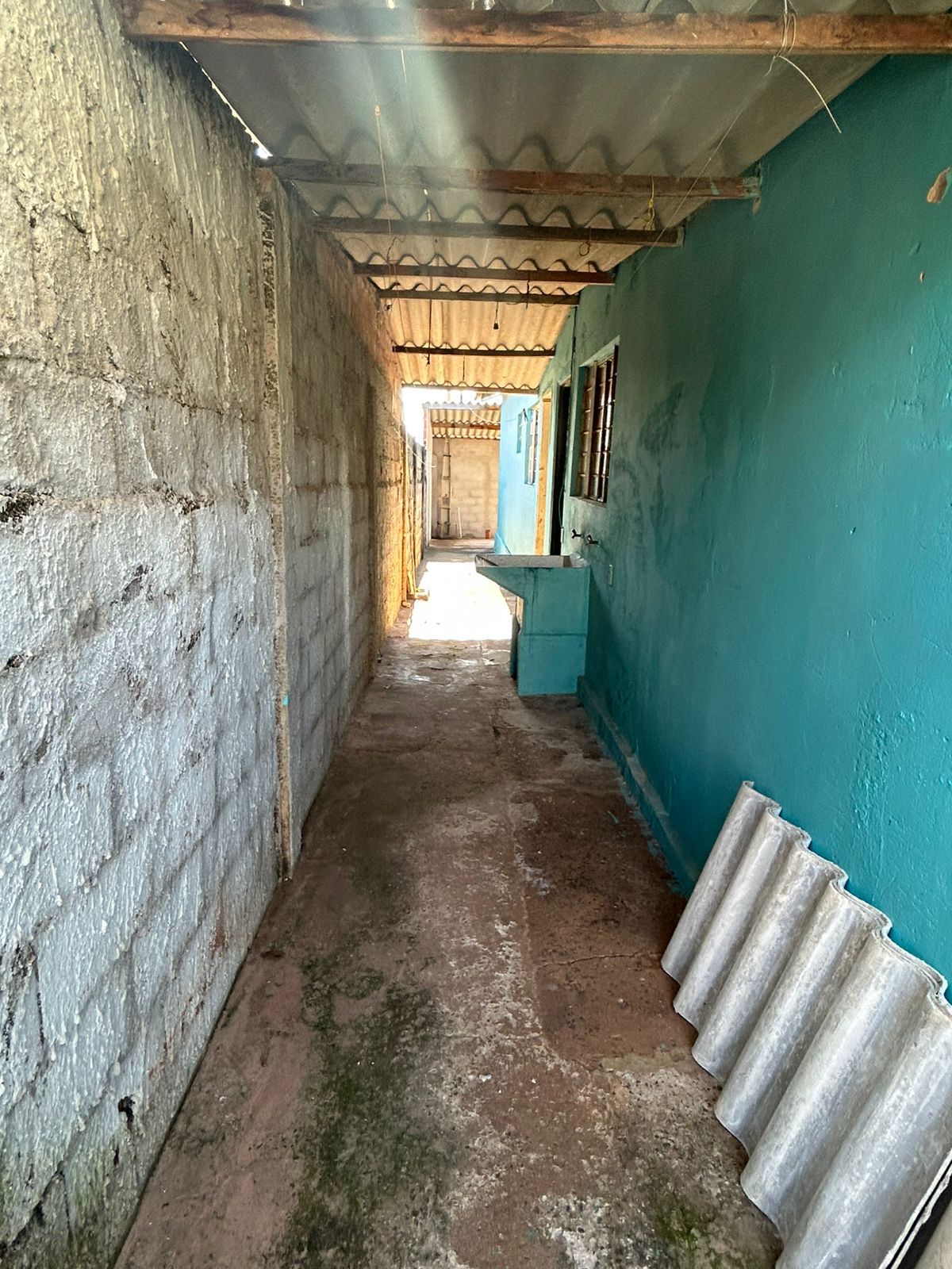 VENDO CASA NO MARIA TANURI.