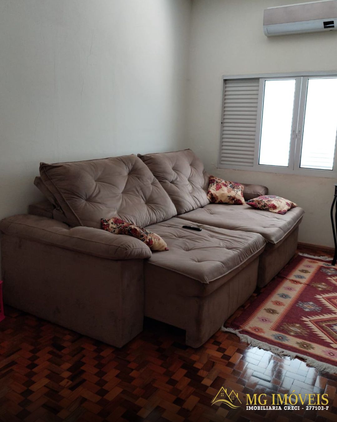 CASA C/ ÁREA GOURMET E PISCINA