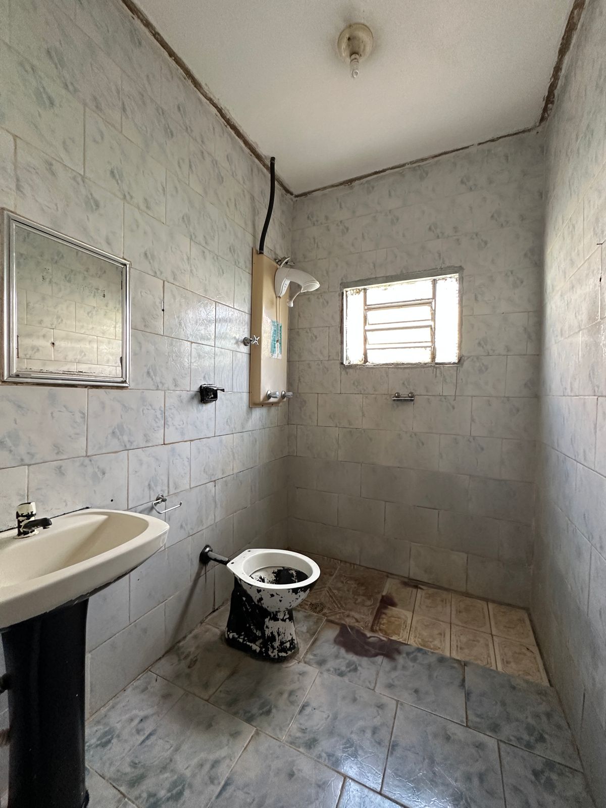 VENDO CASA NO DANTE VERDOLINI
