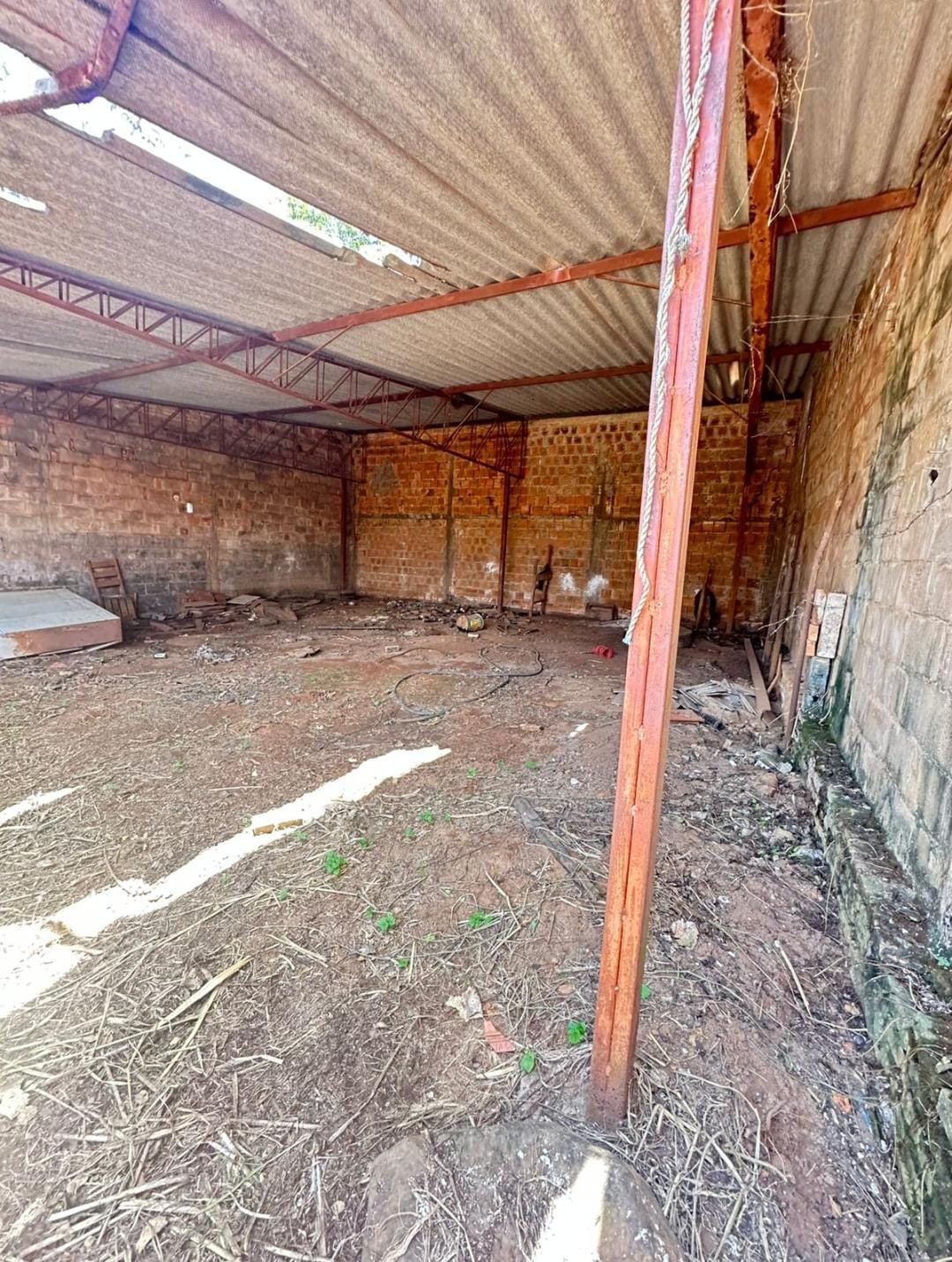 VENDO TERRENO NO CENTRO