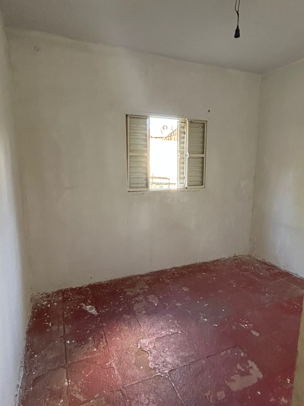 VENDO CASA NO MARIA TANURI.