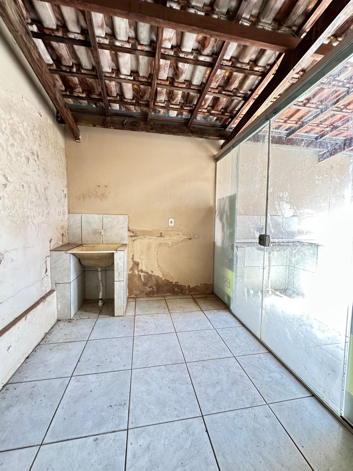VENDO CASA JD. PAULISTA